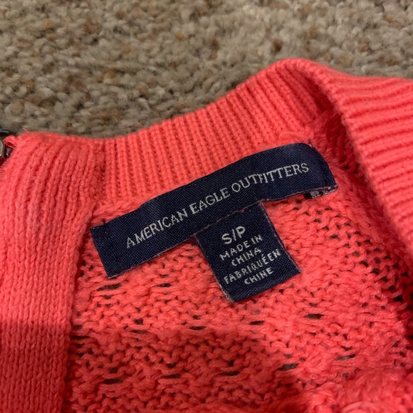 AEO cable knit zip up back sweater S - Picture 2 of 3